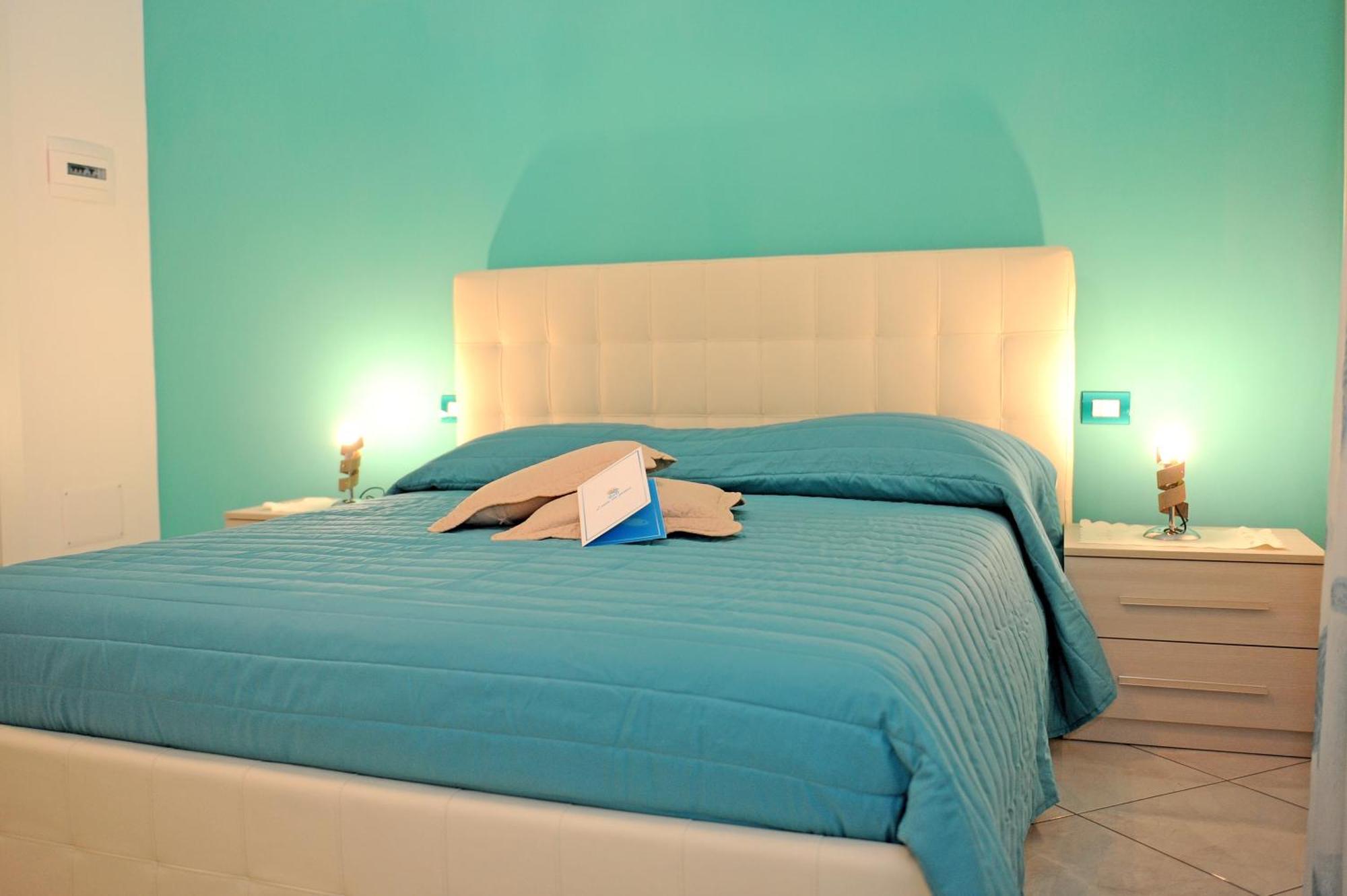 L'Isola Del Postino Rooms Procida Ngoại thất bức ảnh