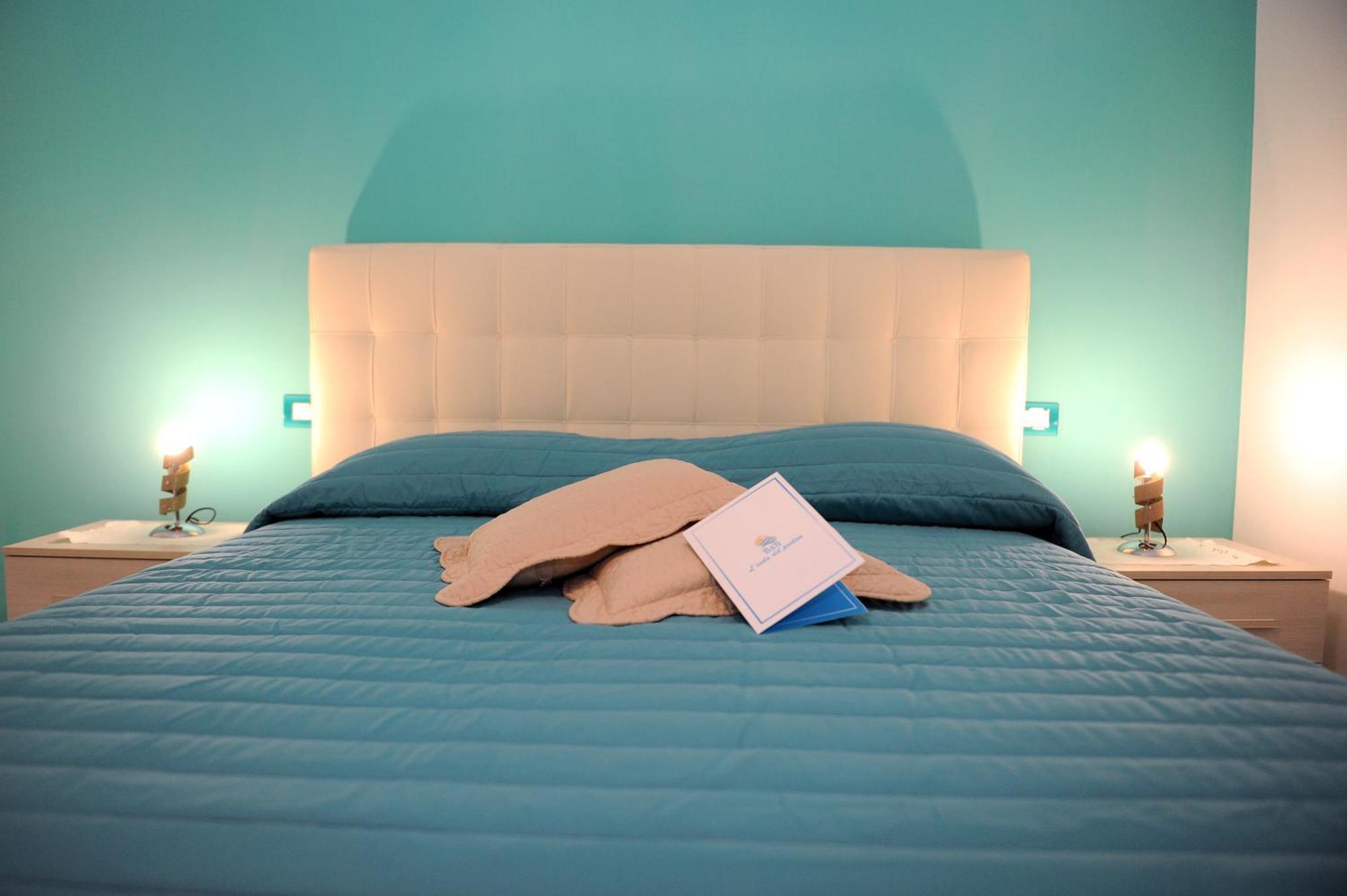 L'Isola Del Postino Rooms Procida Ngoại thất bức ảnh